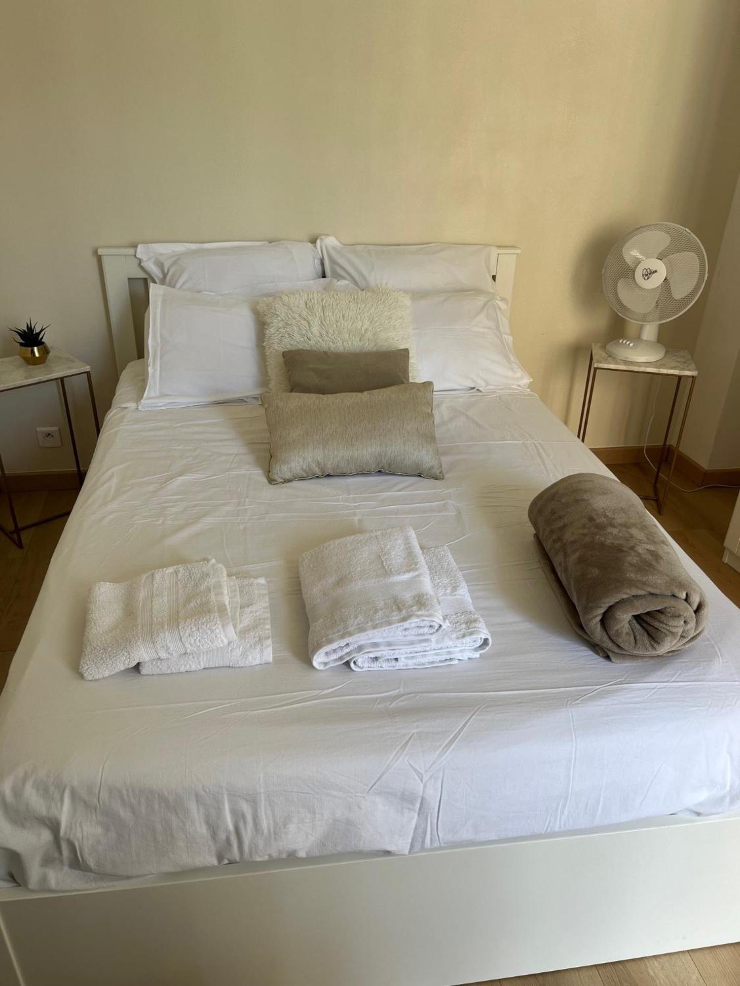 Nice - Appartement T3 Renove De 50 M2 Classe 2 Etoiles Exterior photo